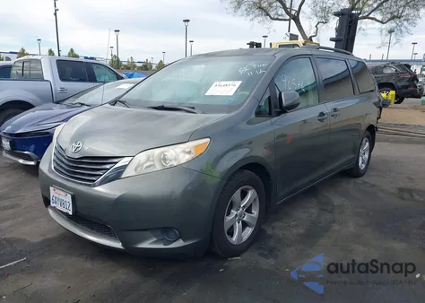2013 Toyota Sienna Le V6 8 Passenger из США, поврежденный, VIN 5TDKK3DCXDS285852